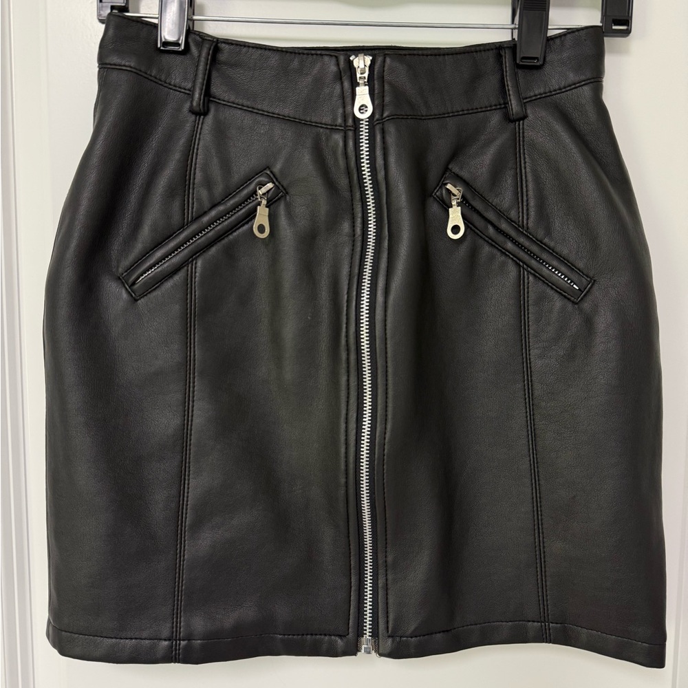 BB Dakota Pret A Porter Juniors 7/8 Faux Leather Black Edgy Punk Mini Skirt